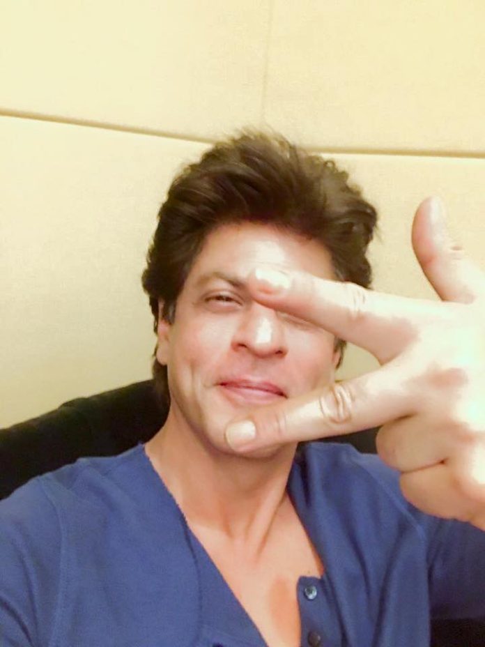 Shah Rukh Khan Cheers Fans as the 'Pathan' Begins Shoot soon