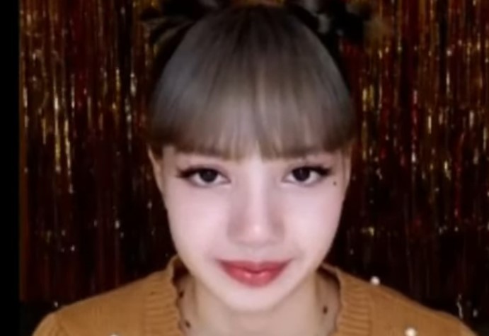 UK Chart Topper Blackpink Lisa Criticized, Apologies for Cultural Appropriation