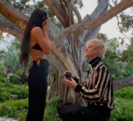 Megan Fox Weds Machine Gun Kelly in a WoW Way!!!