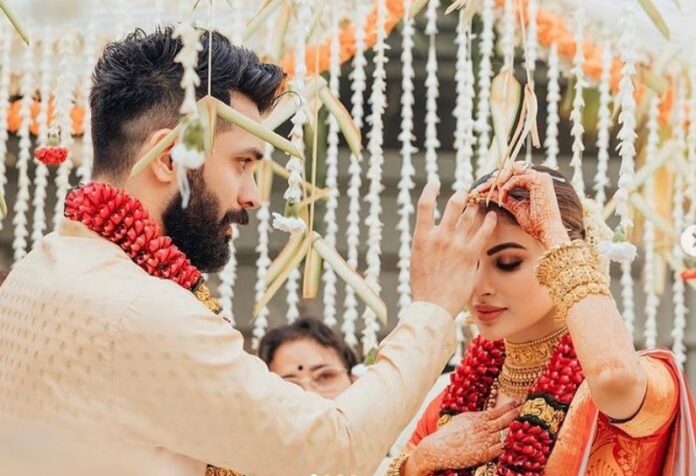 Mouni Roy Shares Gorgeous Wedding Pics with Suraj