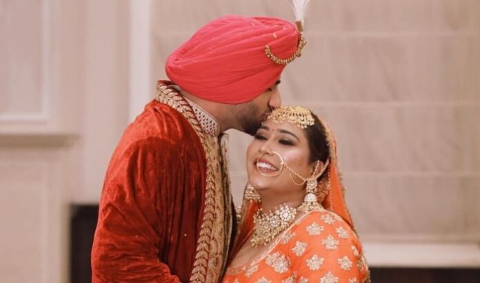 Bigg Boss 15 Afsana Khan, Singer Saajz Shares their Cutest Wedding Moments