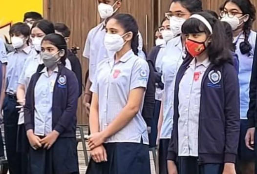 Aaradhya Bachchan Never Seen Pics is the Trending News Today