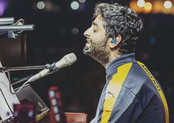 Happy Birthday Arijit Singh, Check Out His Biggest Fan Moment
