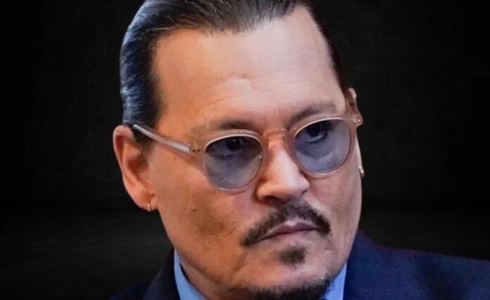 Johnny Depp Undeterred by No Verdict, Enjoys Music with Jeff Beck