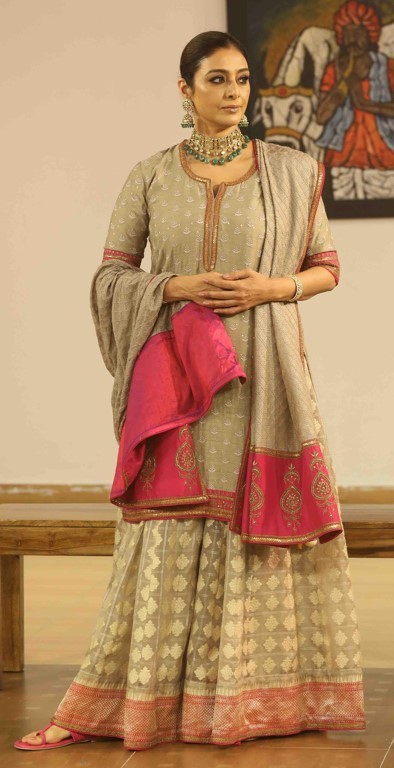 Tabu Joins GAURANG's 'Amogham' to pay rich tributes to Telangana Handlooms 1