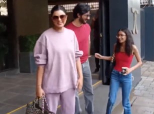 Sushmita Sen still adores Rohman Shawl and Daughter Renee Sen; Check the pics 2