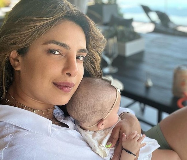 Priyanka Chopra and Malti Marie fun full red heart pic goes viral
