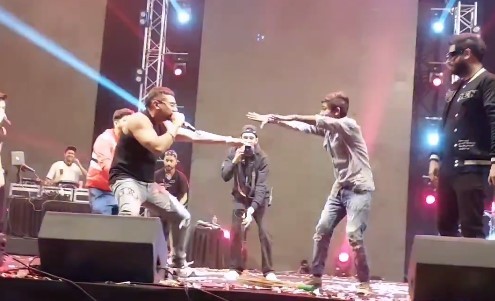 Honey Singh Makes Cleaning Staff Groove to His New Tunes, Video Goes Viral